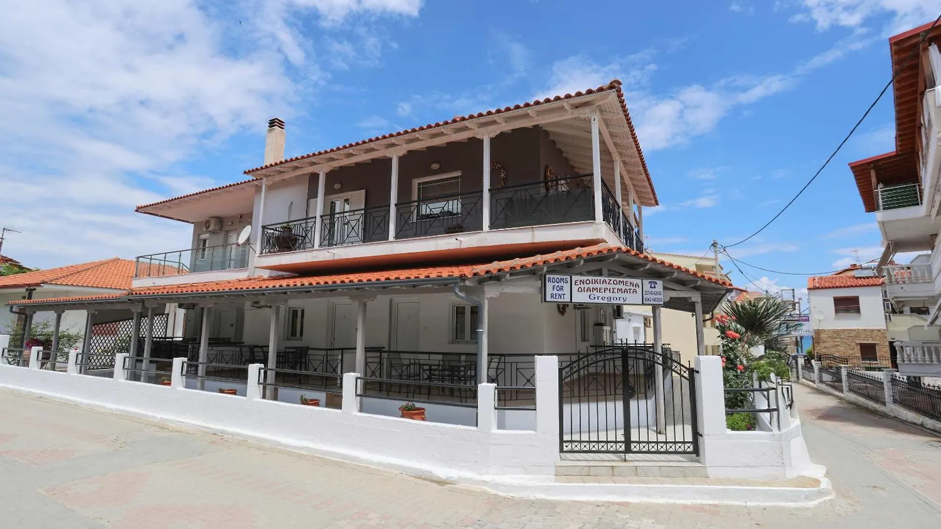 Gregory Luxury Apartments Pefkochori
